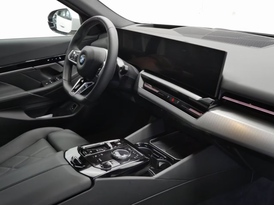 BMW Seria 5 xDrive520d M-Sport Pro - foto 7