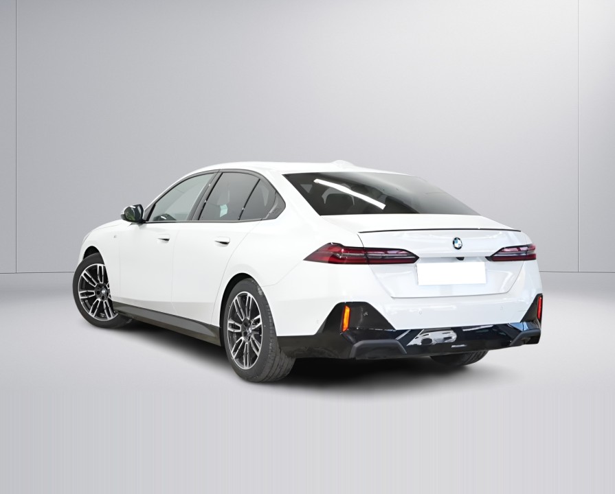 BMW Seria 5 xDrive520d M-Sport Pro (3)