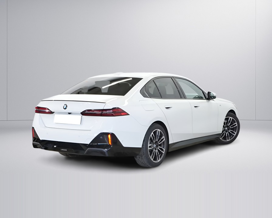 BMW Seria 5 xDrive520d M-Sport Pro (4)