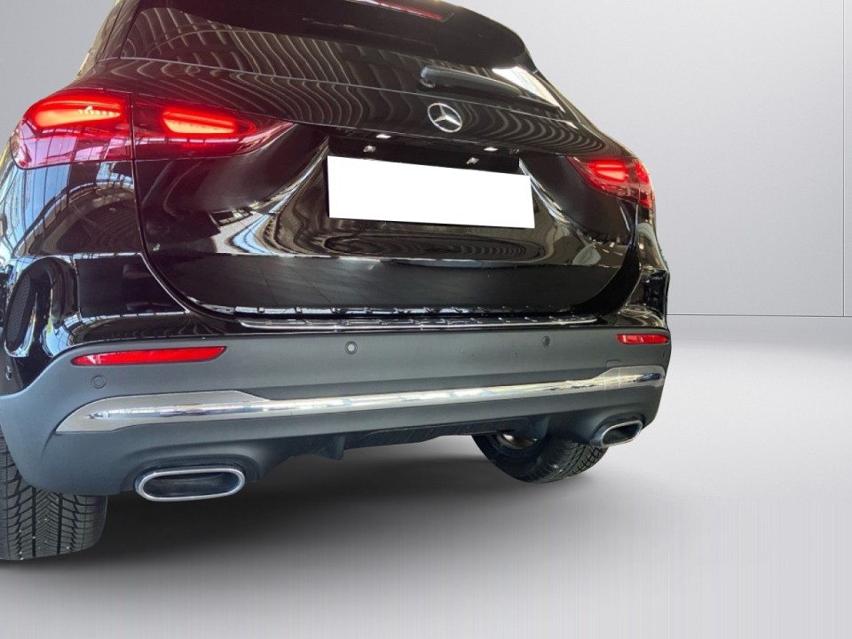 Mercedes-Benz GLA 200 AMG Line - foto 20