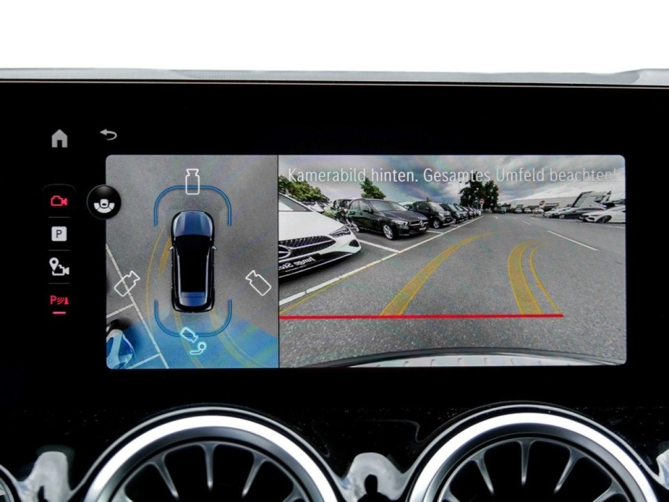 Mercedes-Benz GLA 200 AMG Line - foto 7