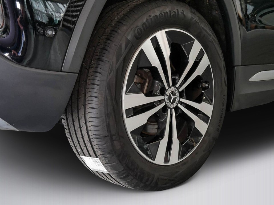 Mercedes-Benz GLA 200 - foto 19