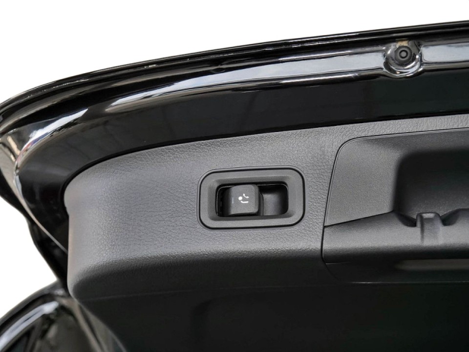 Mercedes-Benz GLA 200 - foto 15