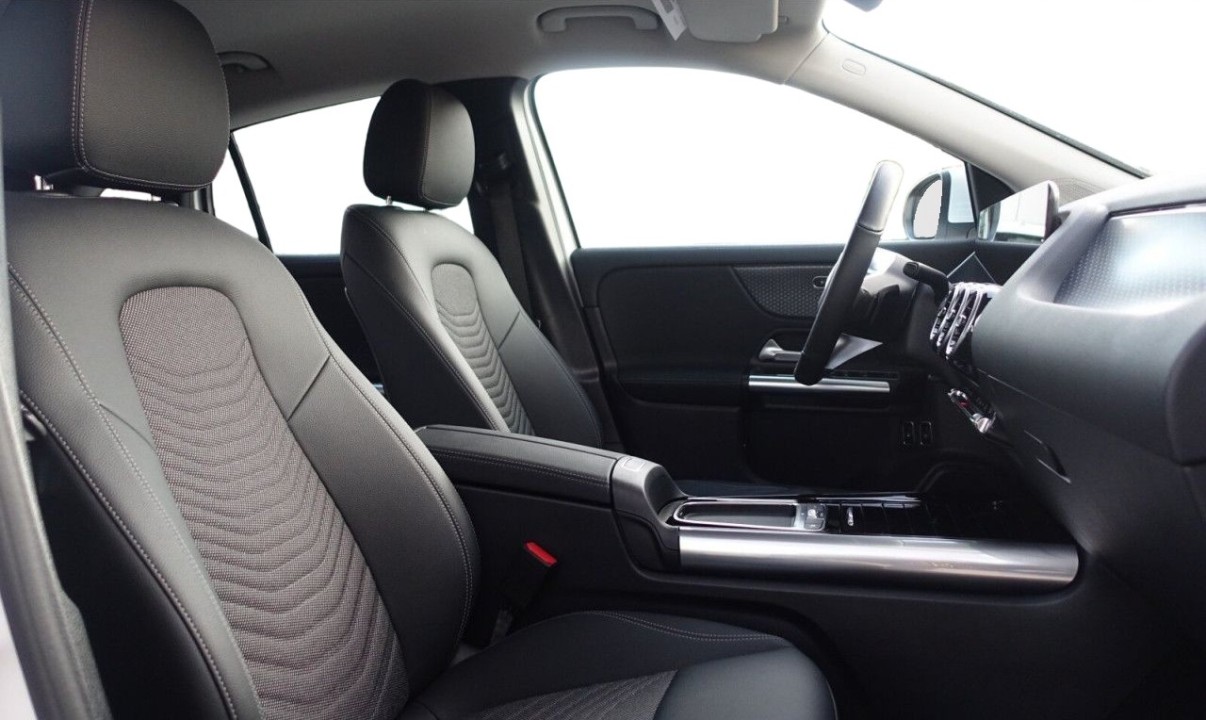 Mercedes-Benz GLA 250e - foto 6