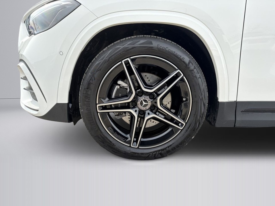 Mercedes-Benz GLA 200 AMG Line - foto 14