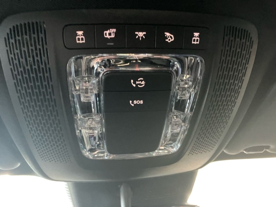 Mercedes-Benz GLA 200 AMG Line - foto 19