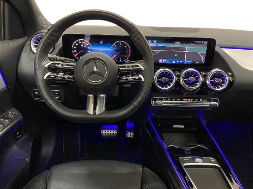 Mercedes-Benz GLA 200d 4MATIC AMG Line - foto 9