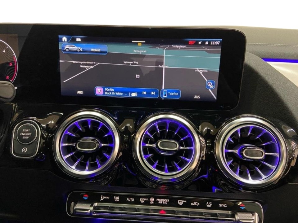 Mercedes-Benz GLA 200d 4MATIC AMG Line - foto 14