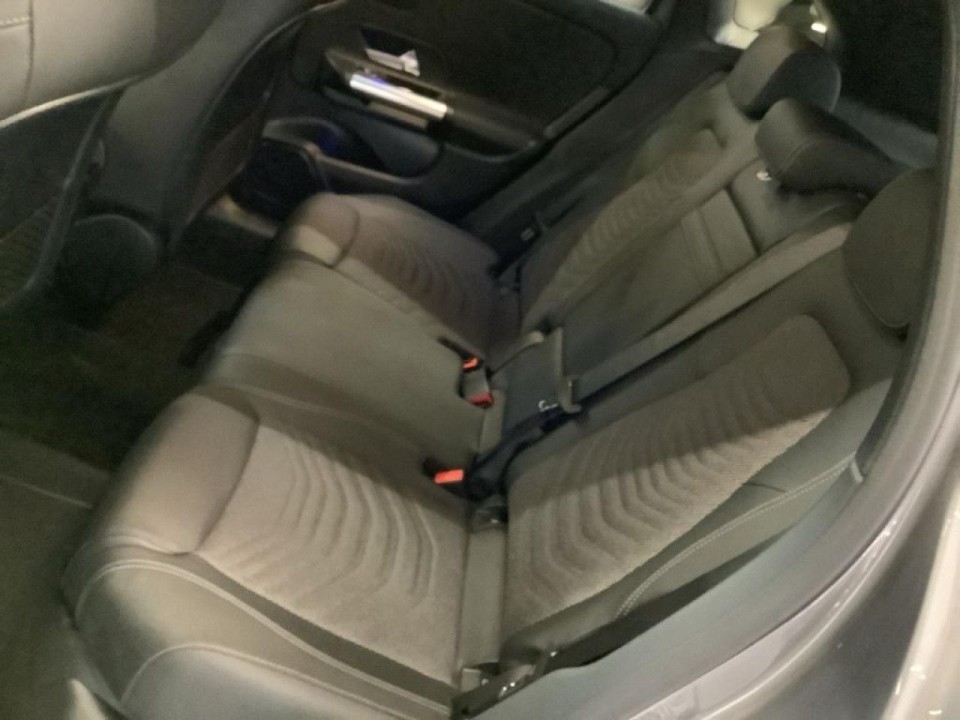 Mercedes-Benz GLA 200 - foto 20