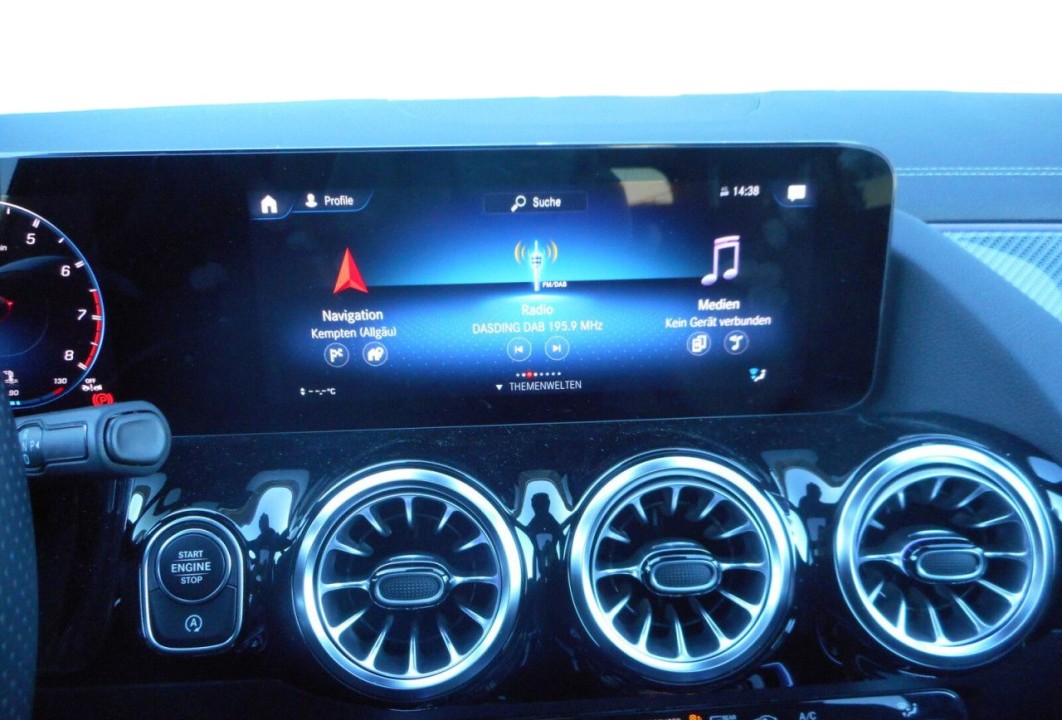 Mercedes-Benz GLA 35 4MATIC AMG - foto 16