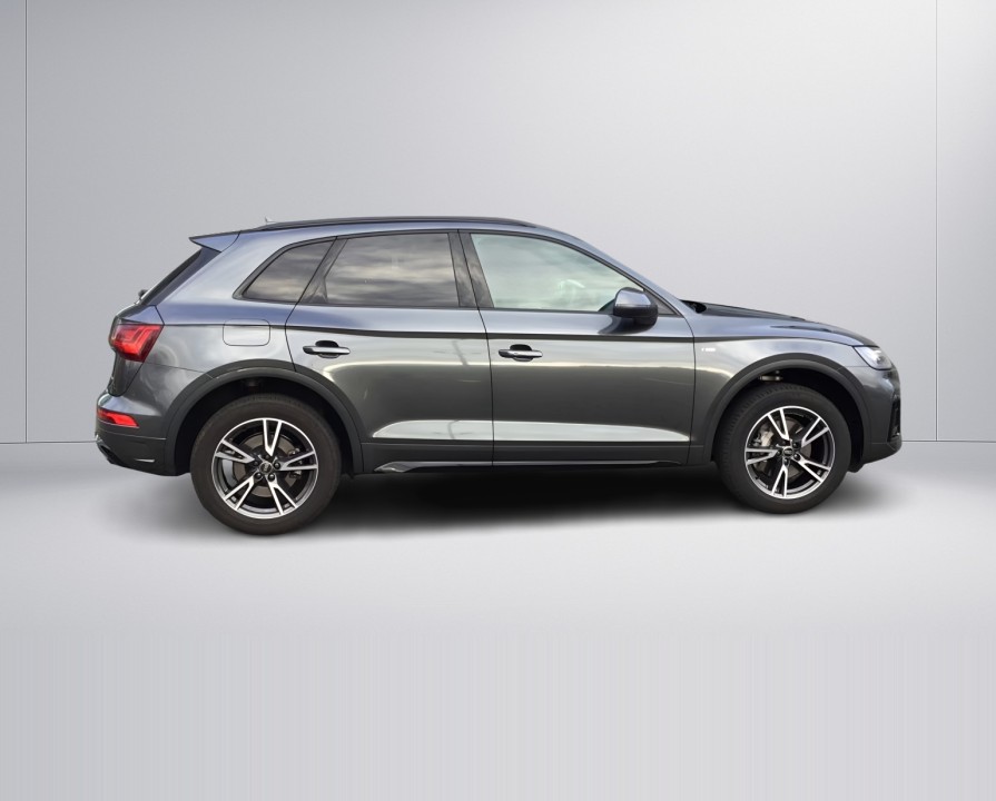 Audi Q5 40TDI quattro S tronic (4)