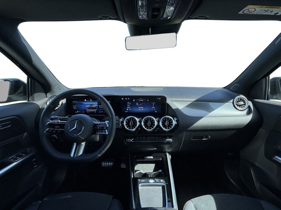 Mercedes-Benz GLA 200 - foto 12