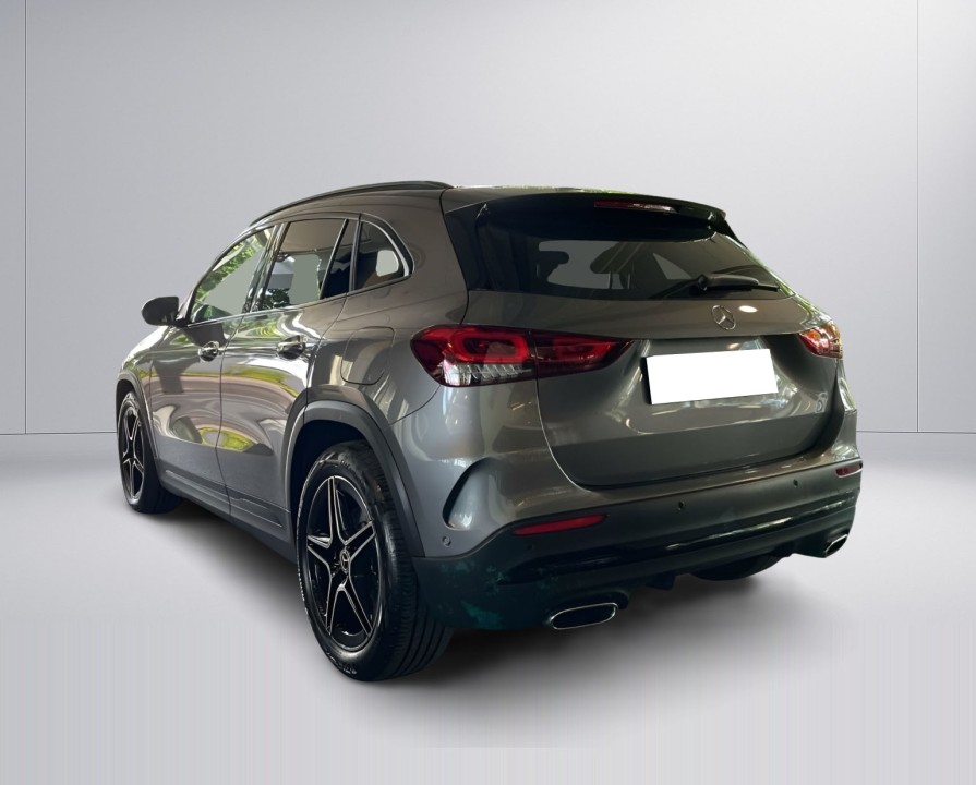 Mercedes-Benz GLA 220d 4MATIC (5)