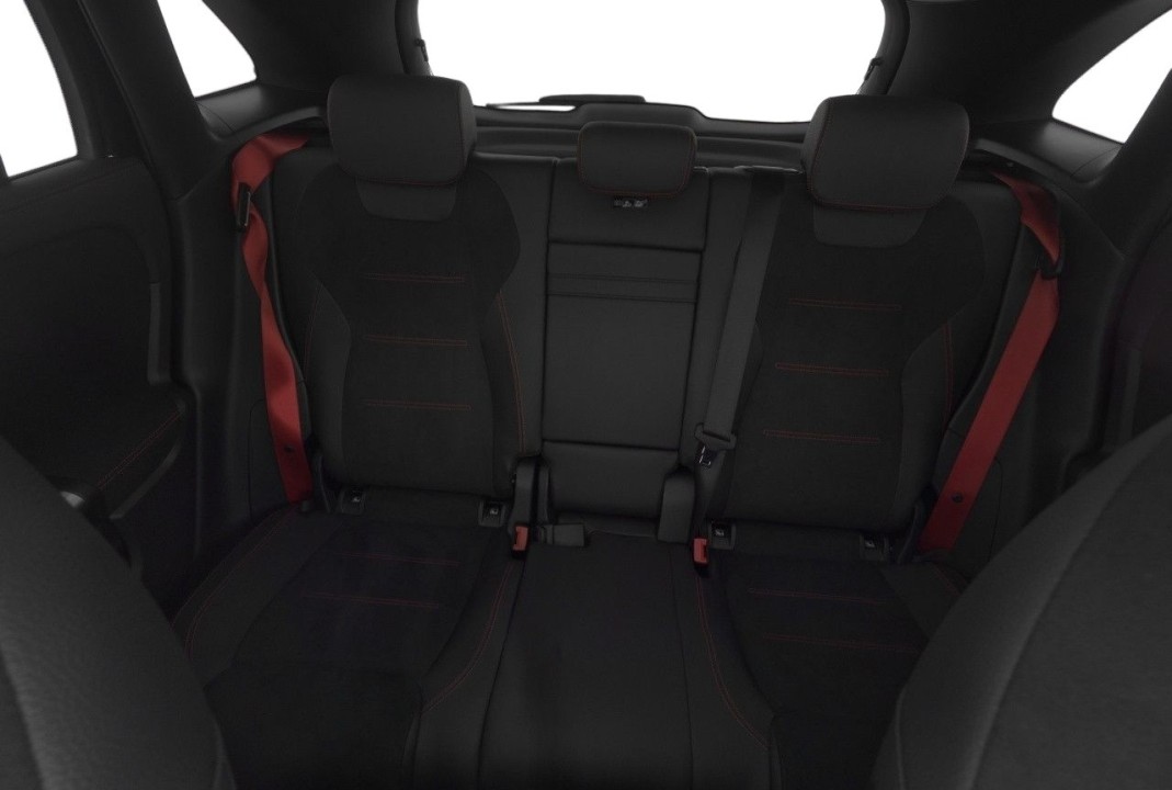 Mercedes-Benz GLA 35 AMG 4MATIC - foto 11