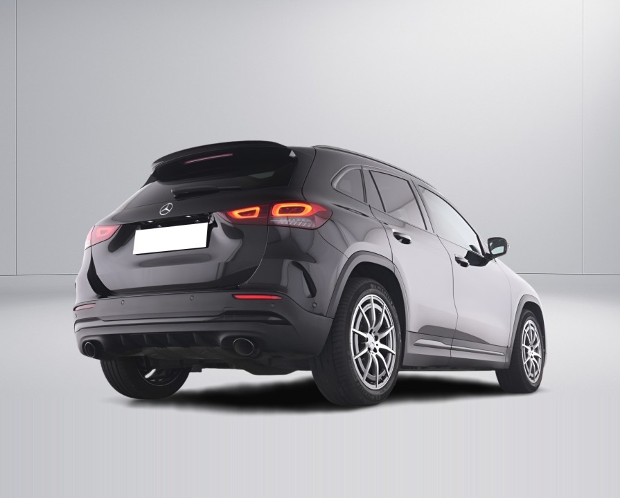 Mercedes-Benz GLA 35 AMG 4MATIC - foto 8