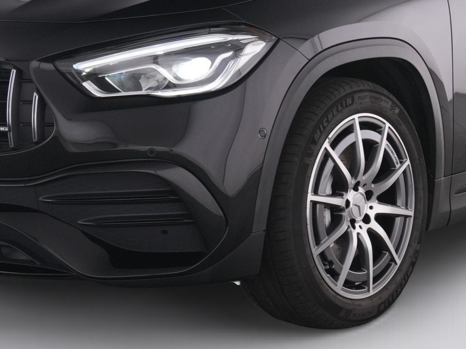 Mercedes-Benz GLA 35 AMG 4MATIC - foto 17