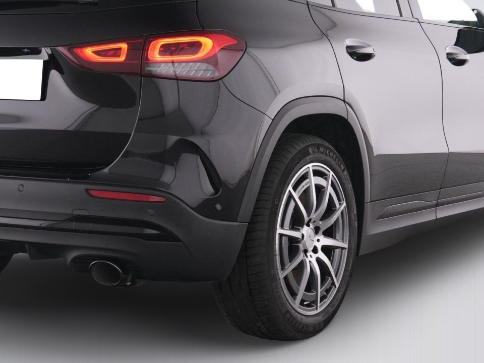 Mercedes-Benz GLA 35 AMG 4MATIC - foto 18