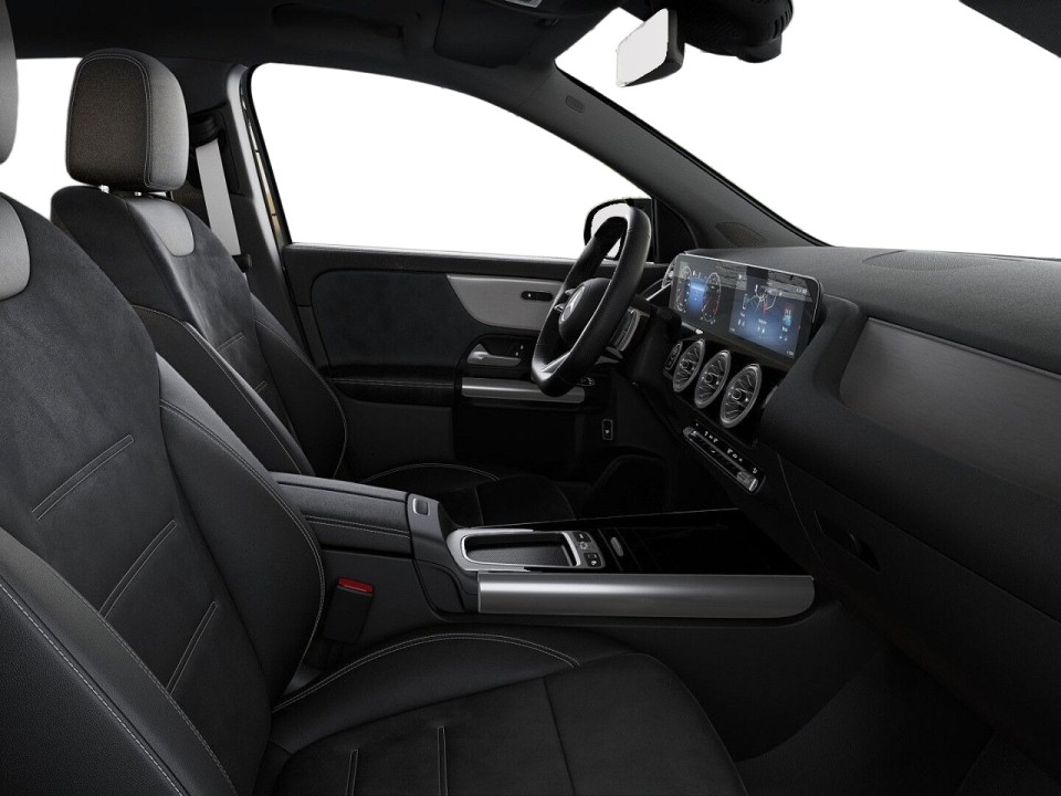 Mercedes-Benz GLA 180 - foto 15