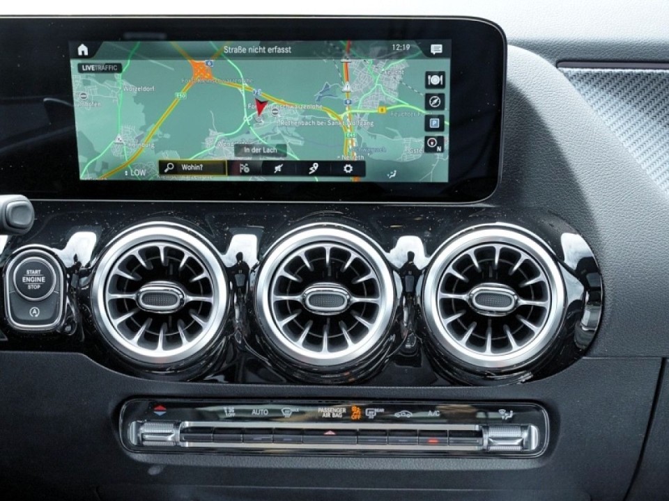 Mercedes-Benz GLA 35 AMG 4MATIC - foto 13