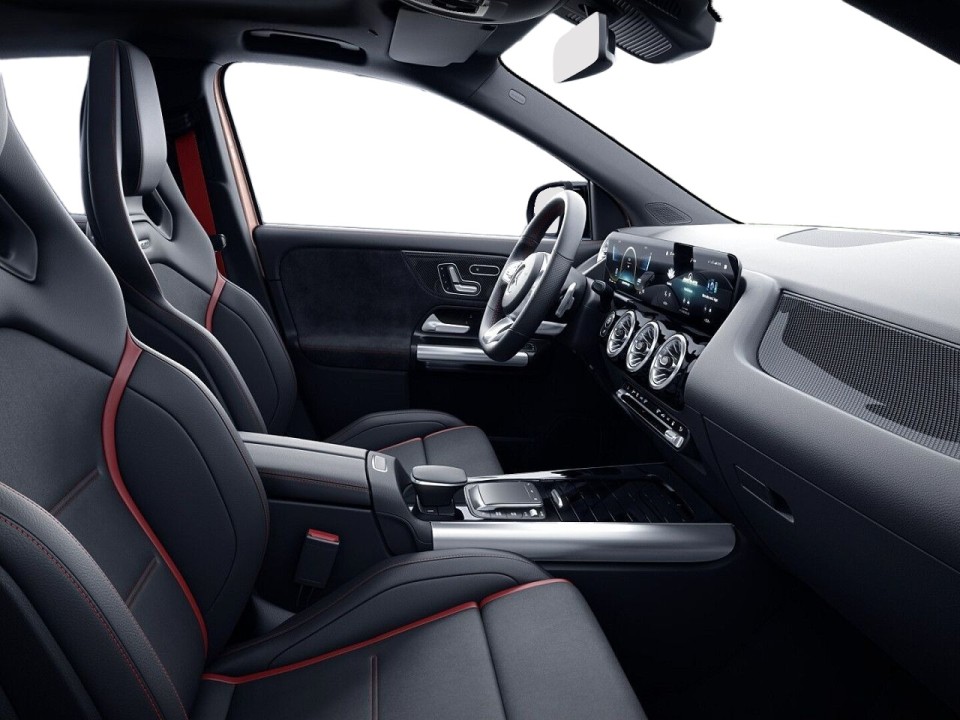 Mercedes-Benz GLA 35 AMG 4MATIC - foto 12