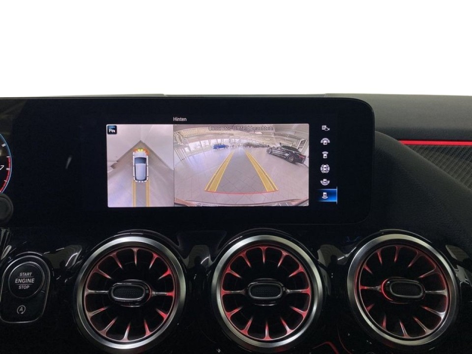 Mercedes-Benz GLA 35 AMG 4MATIC - foto 13