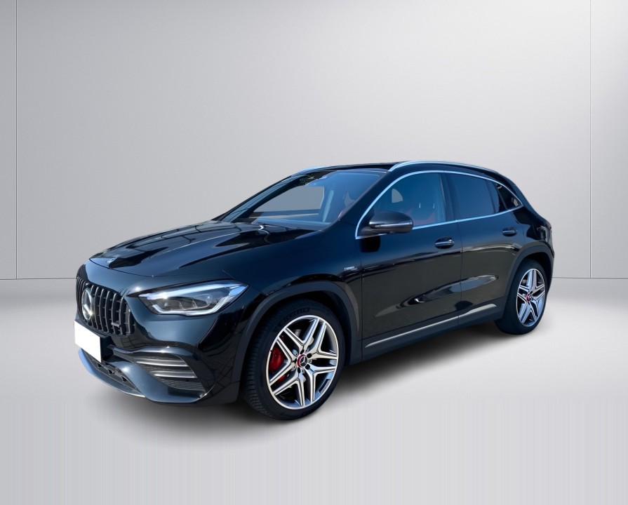 Mercedes-Benz GLA 35 AMG 4MATIC (5)