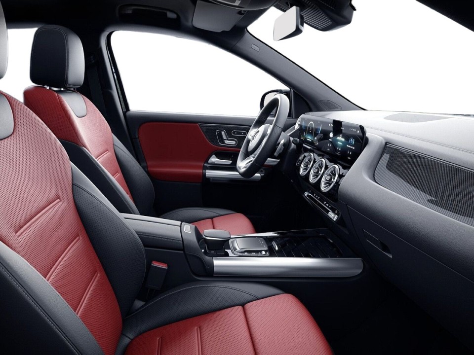 Mercedes-Benz GLA 35 AMG 4MATIC - foto 14