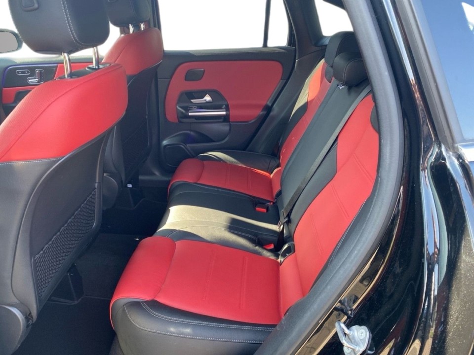 Mercedes-Benz GLA 35 AMG 4MATIC - foto 16