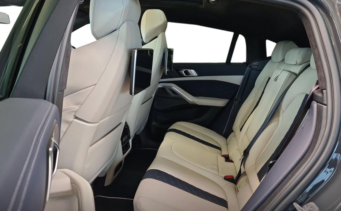 BMW X6 M Competition - foto 6
