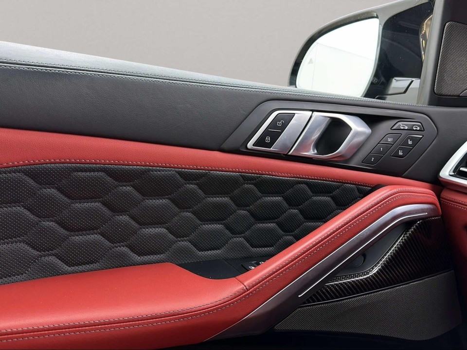 BMW X6 M Competition - foto 16