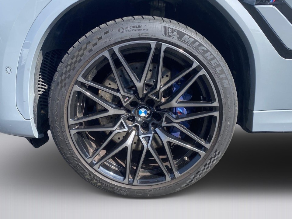 BMW X6 M Competition - foto 16