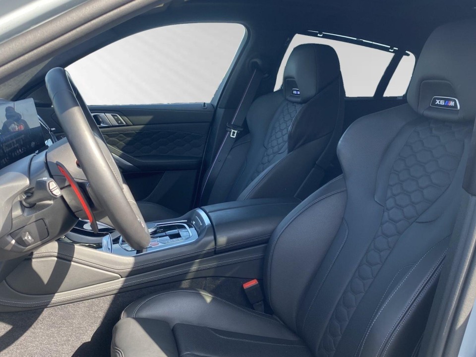 BMW X6 M Competition - foto 8