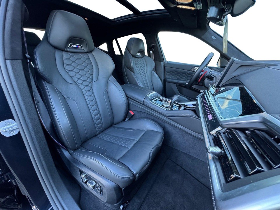 BMW X6 M Competition - foto 12