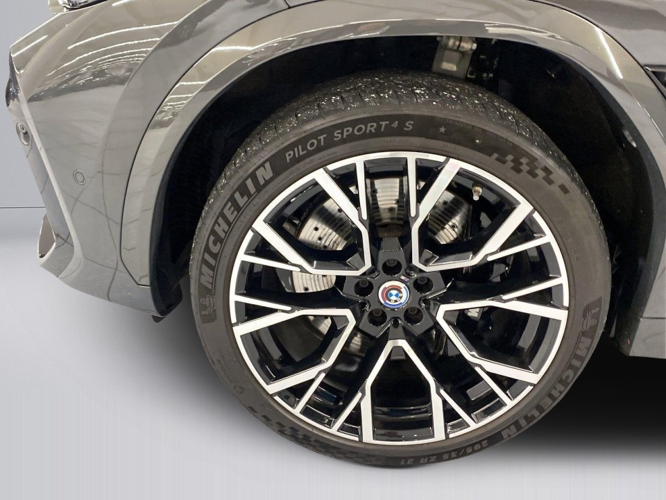 BMW X6 M Competition - foto 20