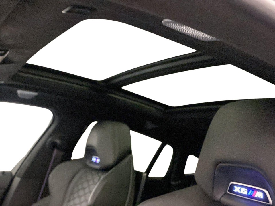 BMW X6 M Competition - foto 13