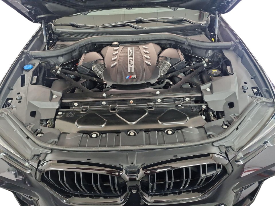 BMW X6 M Competition - foto 12