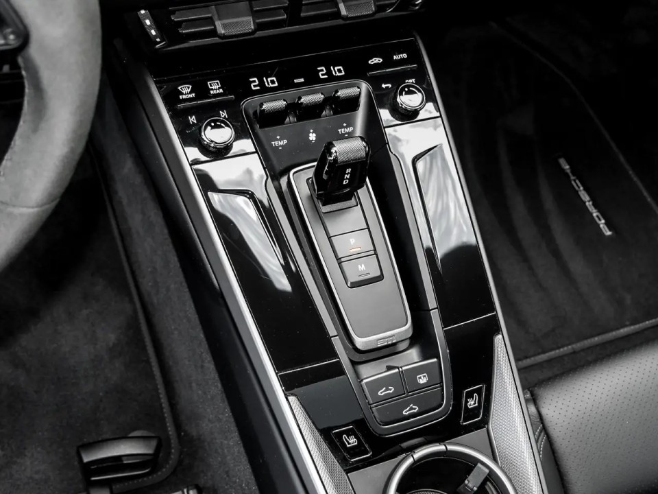 Porsche 911 Carrera - foto 8