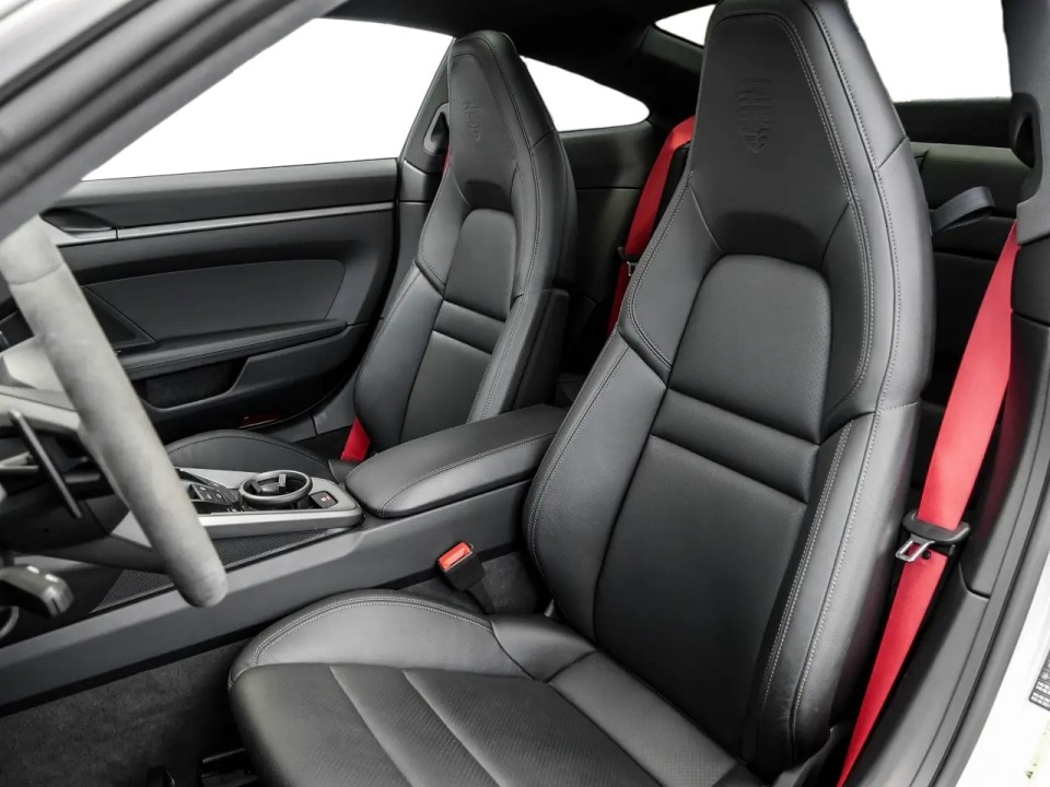 Porsche 911 Carrera - foto 7