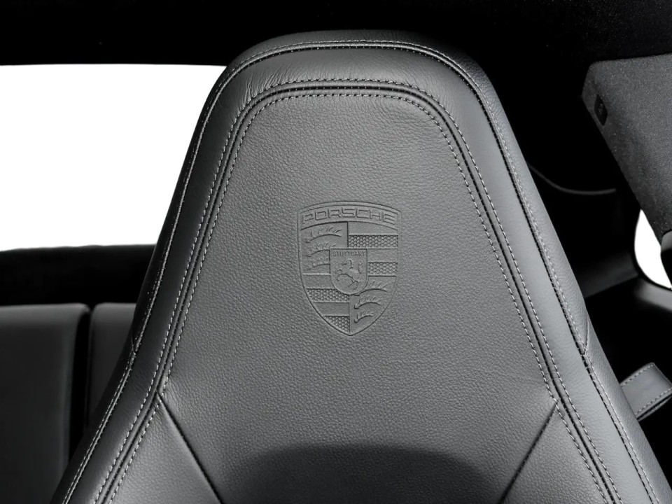 Porsche 911 Carrera - foto 12