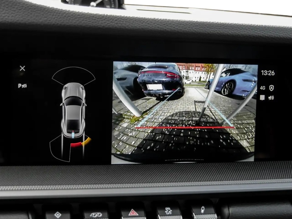 Porsche 911 Carrera - foto 9