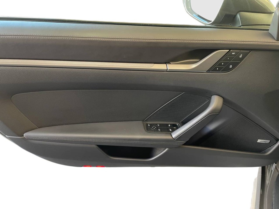 Porsche 911 Carrera 4 - foto 20