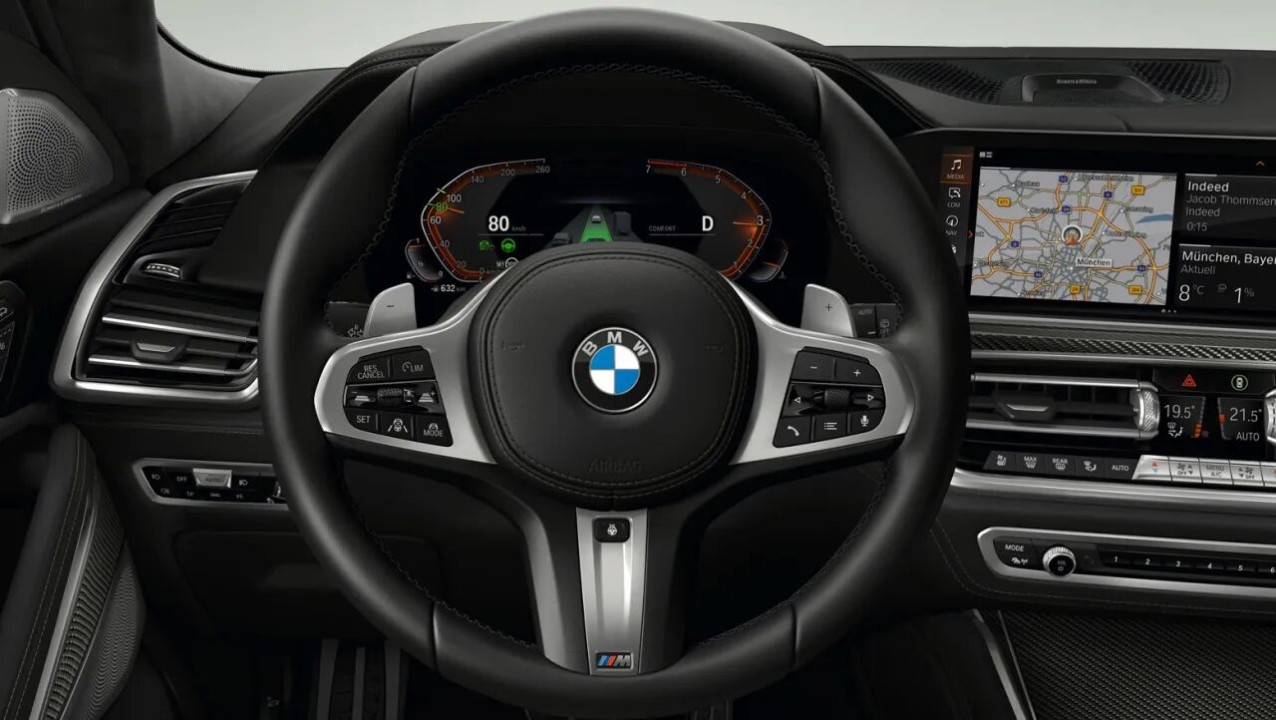BMW X6 M50i (2)