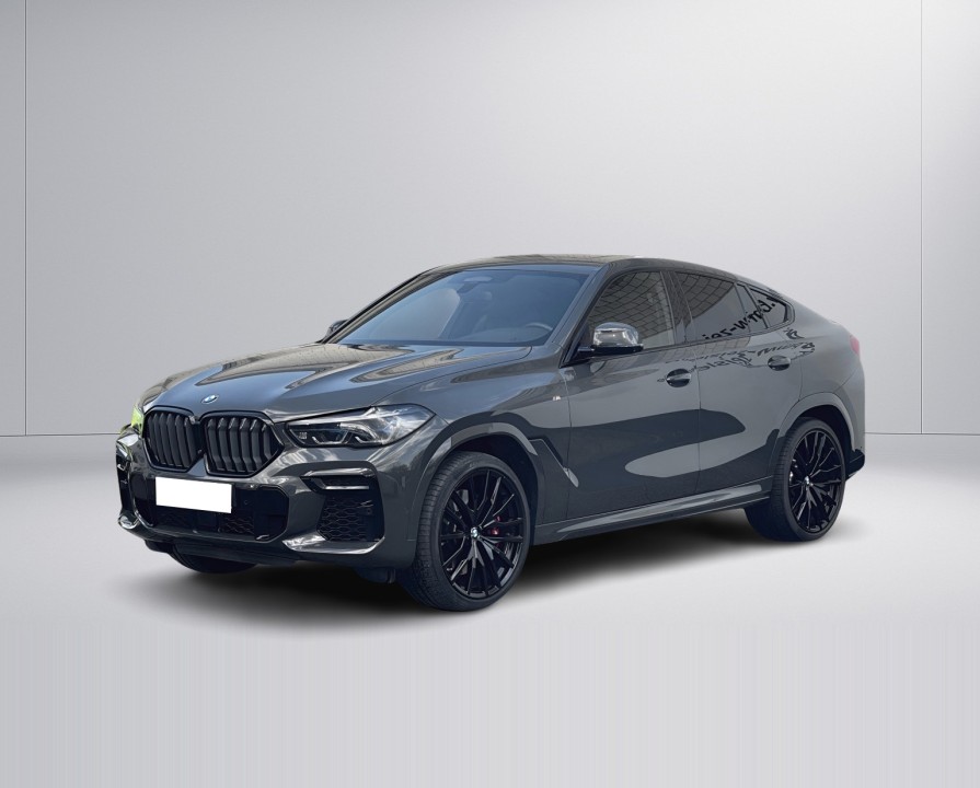 BMW X6 M50i
