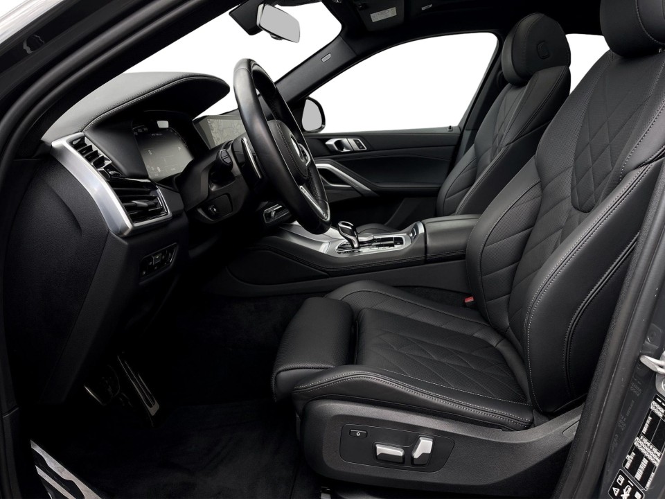 BMW X6 M50i - foto 7