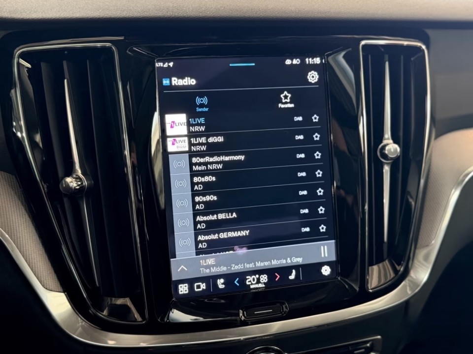 Volvo S60 T8 Plus Dark Recharge - foto 23