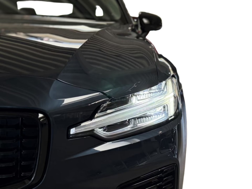 Volvo S60 T8 Plus Dark Recharge - foto 41