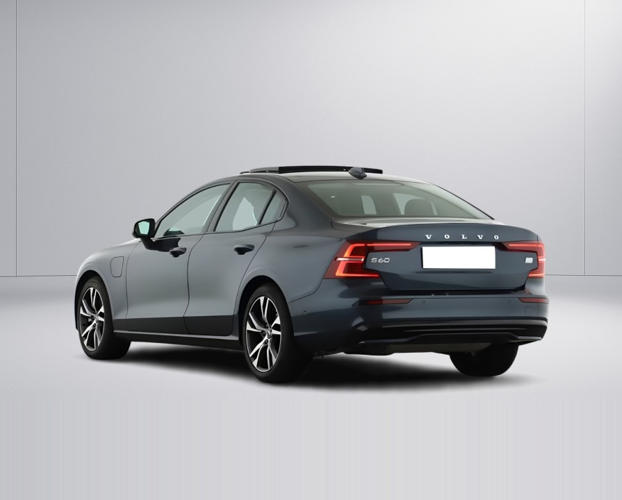 Volvo S60 T8 Plus Dark Recharge - foto 6