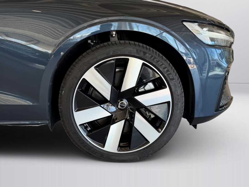 Volvo S60 T8 Plus Dark Recharge - foto 47