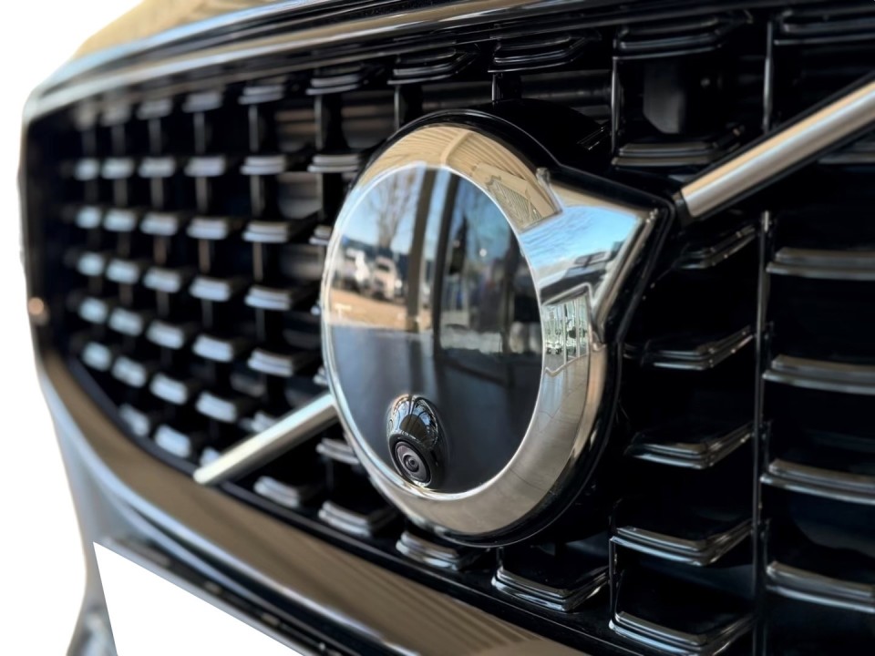 Volvo S60 T8 Plus Dark Recharge - foto 43
