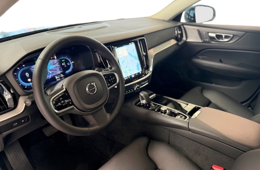 Volvo S60 T8 Plus Dark Recharge - foto 14
